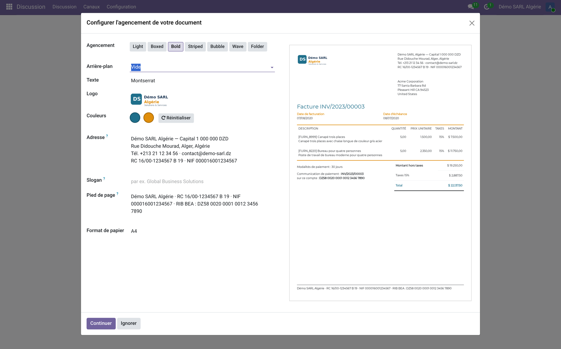 Assistant Configurer l'agencement de votre document — agencement Boxed sélectionné, police Montserrat, couleurs teal et orange, logo et coordonnées d'une filiale algérienne, aperçu de facture à droite