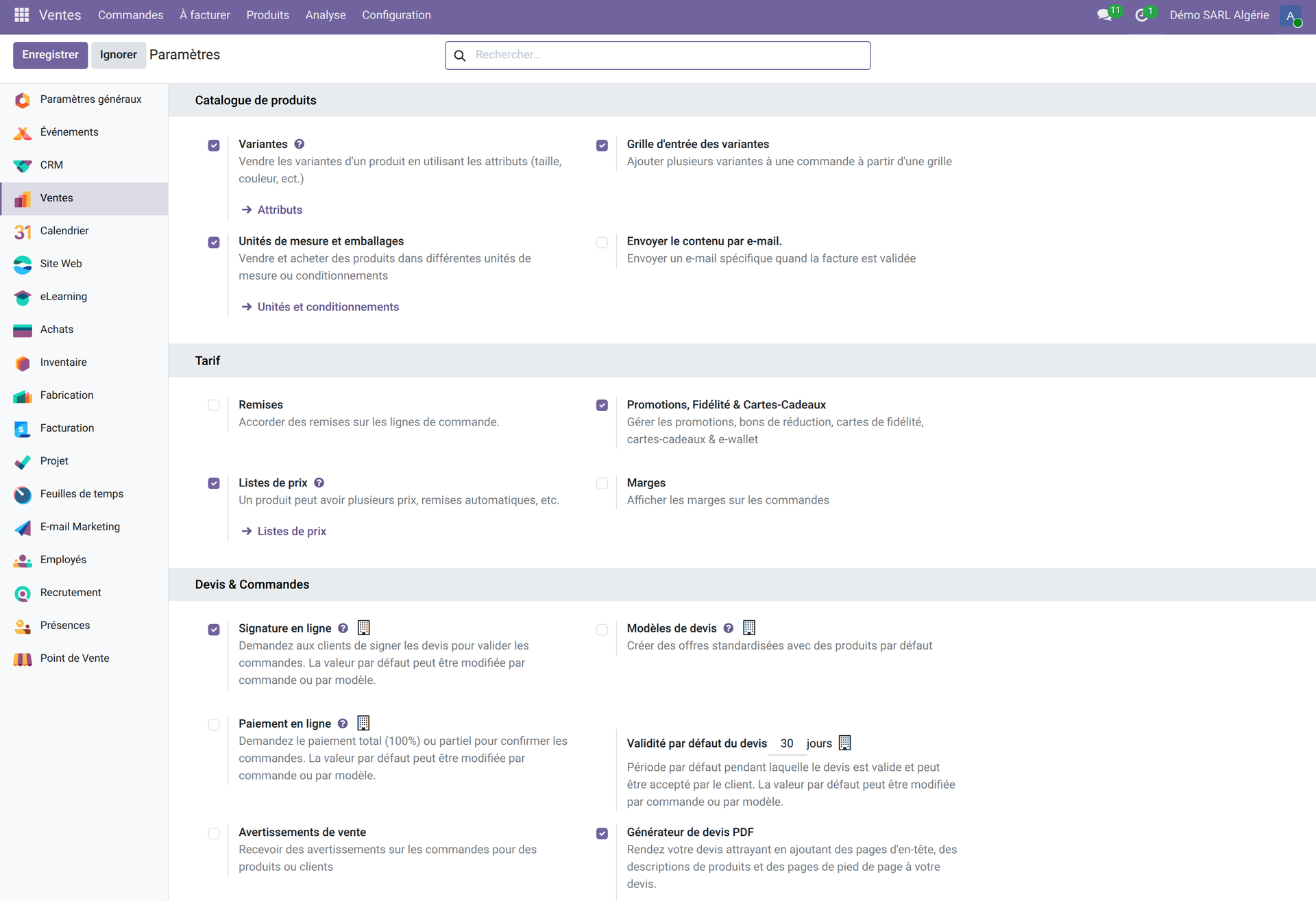 Écran Paramètres de l'app Ventes — sections Catalogue de produits, Tarif (remises, listes de prix, promotions), Devis et Commandes avec validité par défaut du devis à 30 jours, signature et paiement en ligne, modèles de devis