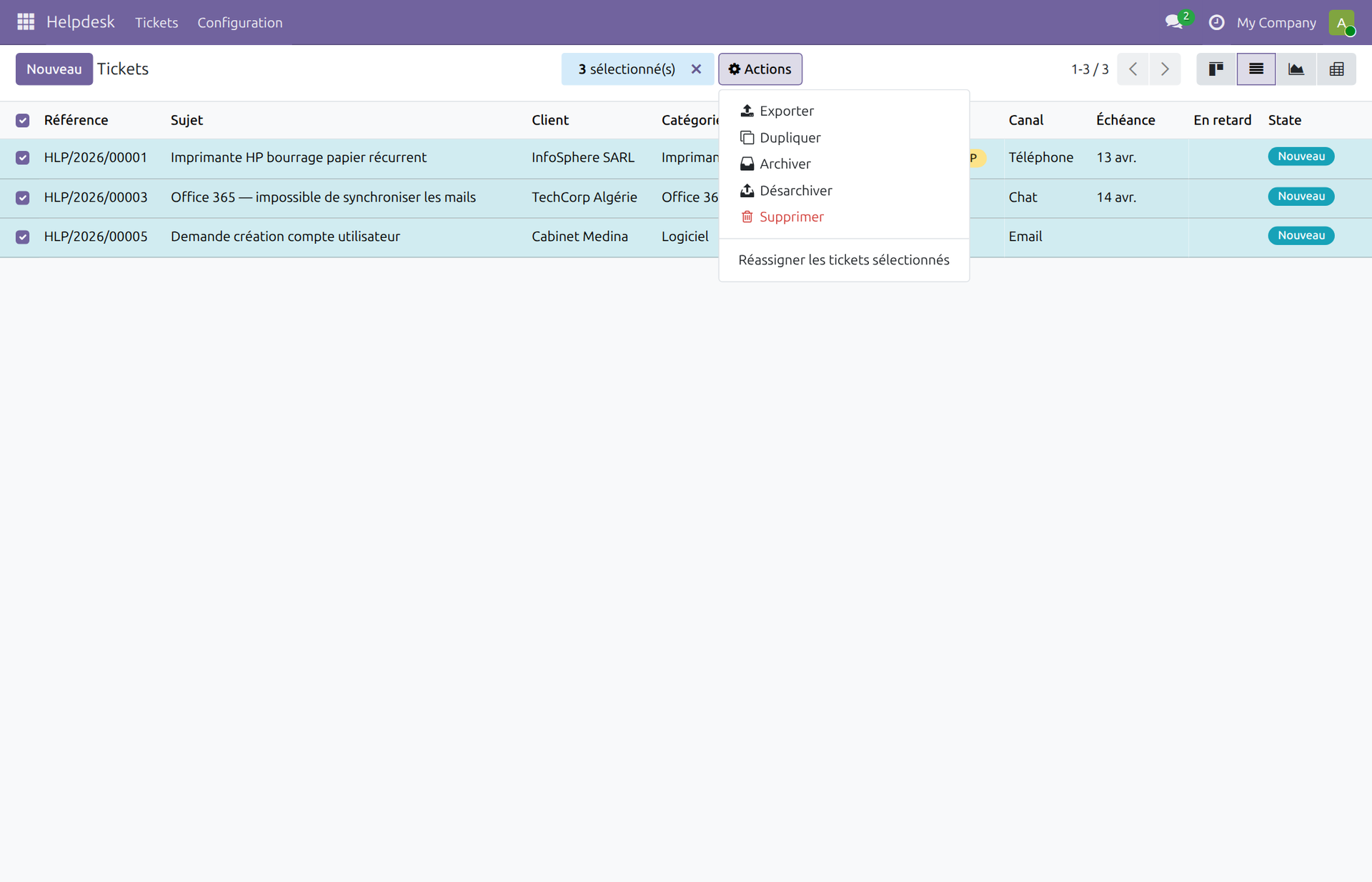 Menu Actions d'une liste de tickets, avec l'entrée Réassigner les tickets sélectionnés